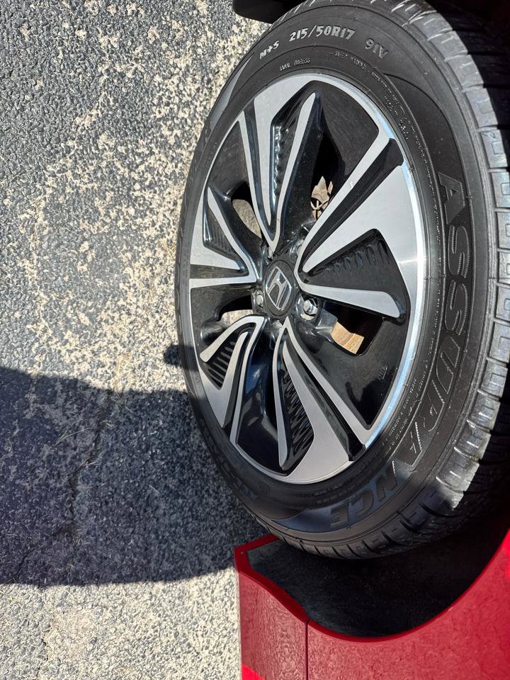 Used 2017 Honda Civic EX-L image 25