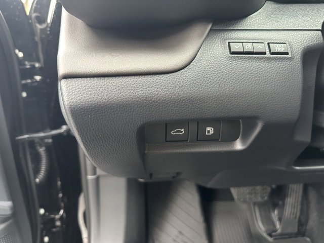 New 2026 Toyota Crown Nightshade image 12