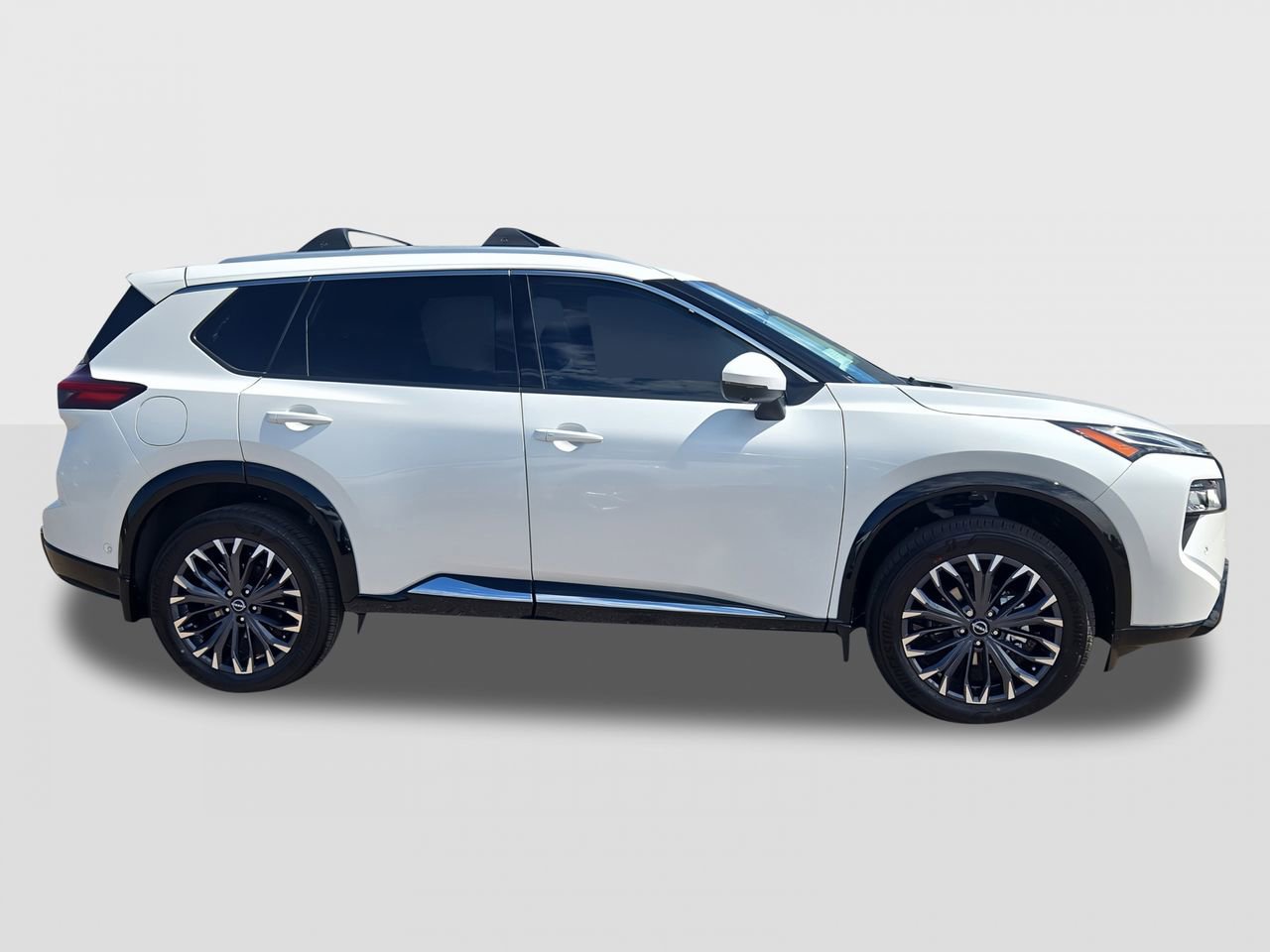 New 2026 Nissan Rogue Platinum w/ Platinum Premium Package image 4
