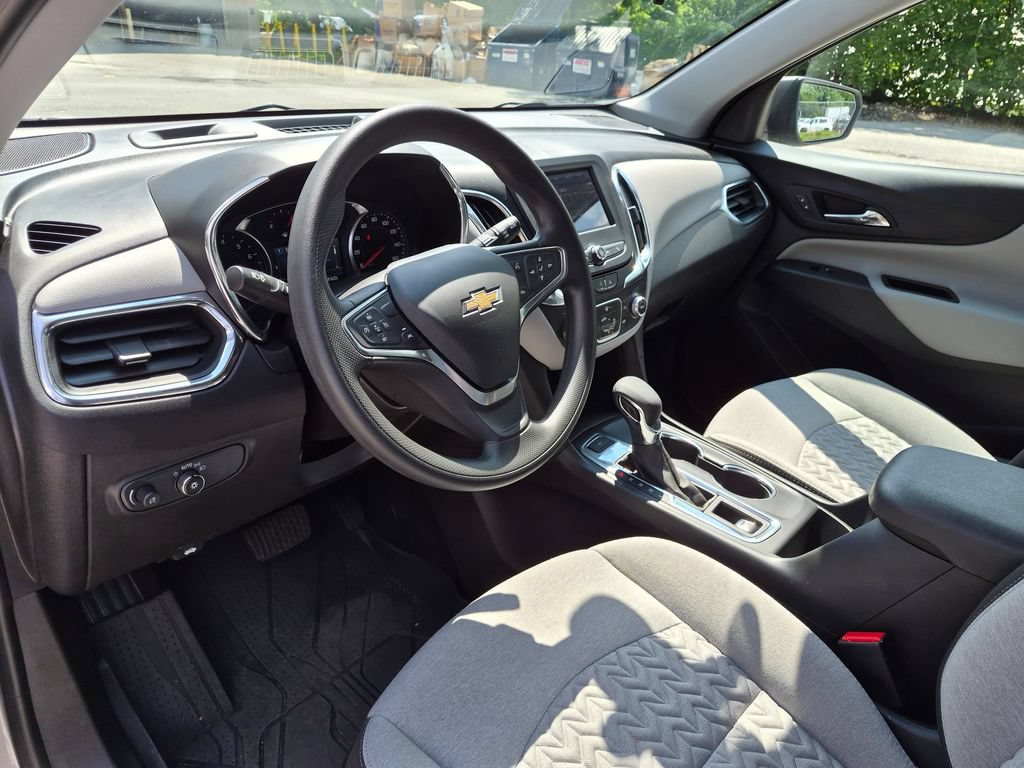 Used 2024 Chevrolet Equinox LS w/ LS Convenience Package AWD/4WD image 12