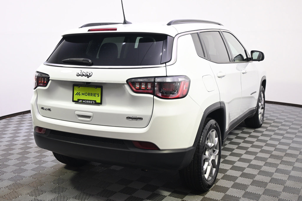 Used 2022 Jeep Compass Latitude AWD/4WD image 6