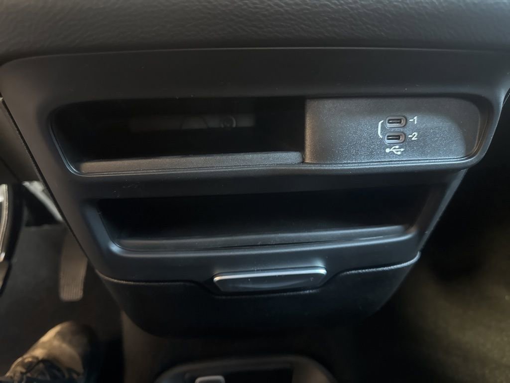 New 2026 Chrysler Voyager LX image 23