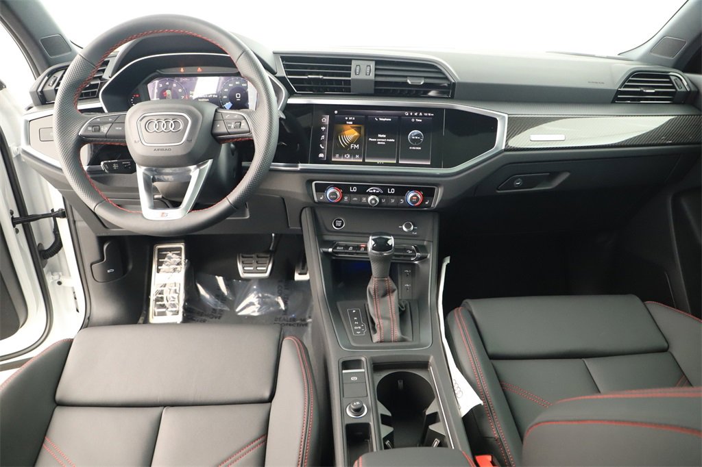 New 2025 Audi Q3 2.0T Premium Plus image 18