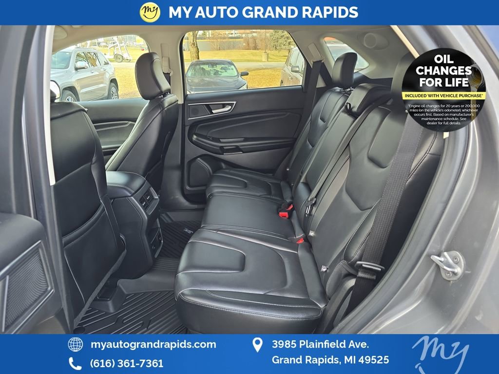 Used 2022 Ford Edge Titanium image 26