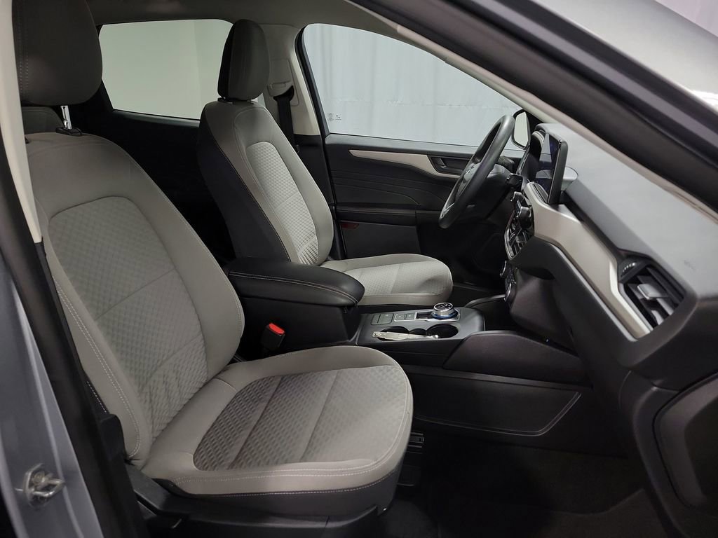 Used 2022 Ford Escape SE image 24
