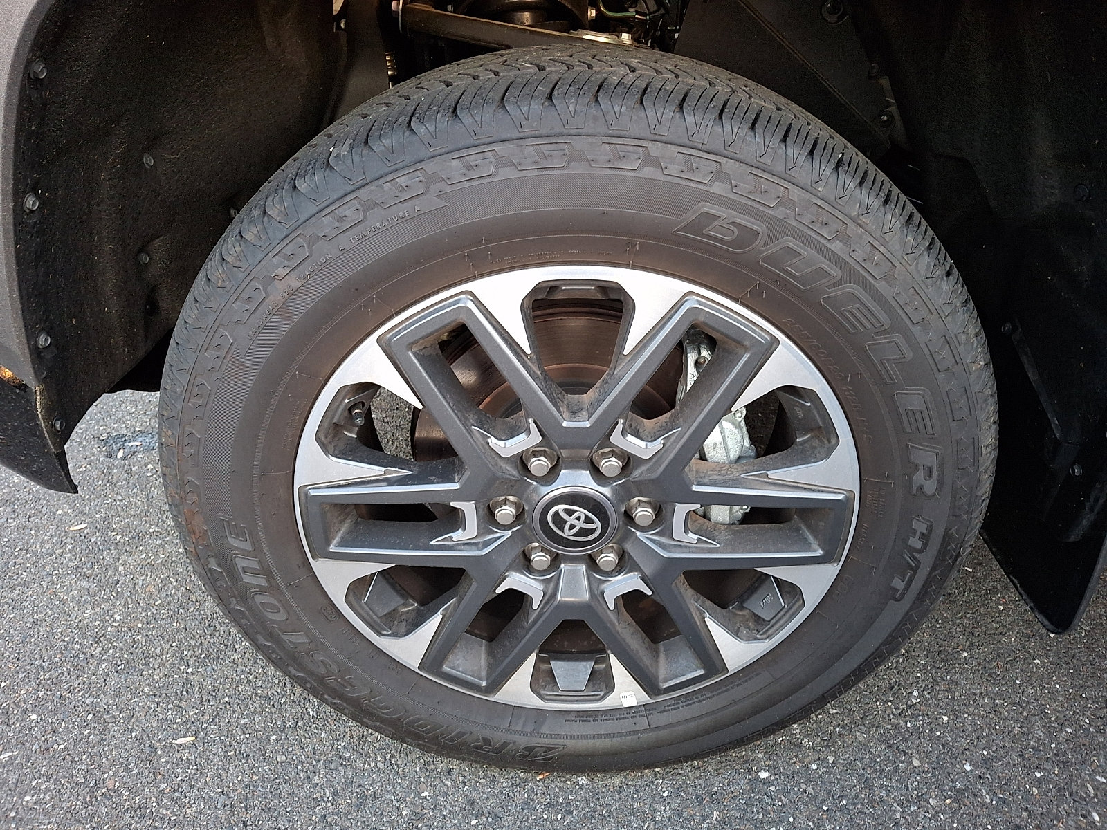 Used 2025 Toyota Tundra Limited image 10