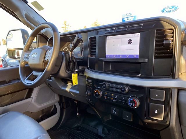 Used 2024 Ford F450 XL w/ XL Chrome Package image 14