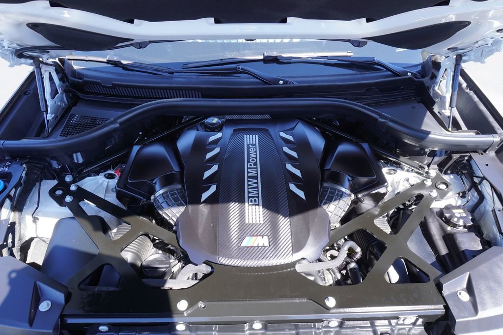 Used 2023 BMW X5 M w/ Executive Package image 7