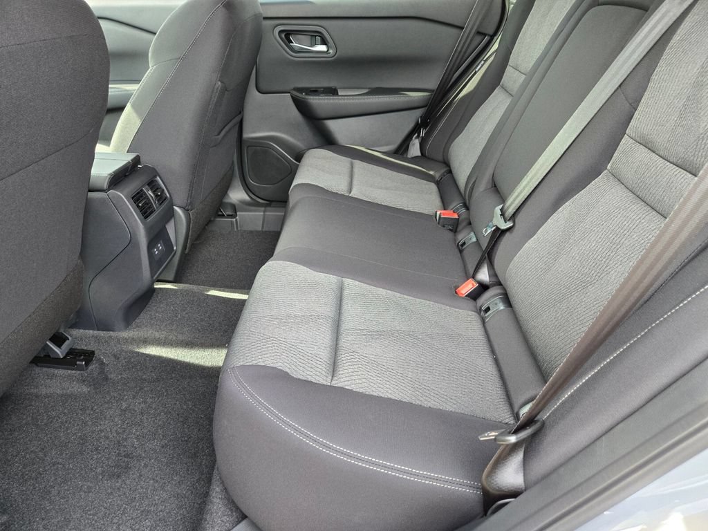 New 2026 Nissan Rogue SV FWD image 7
