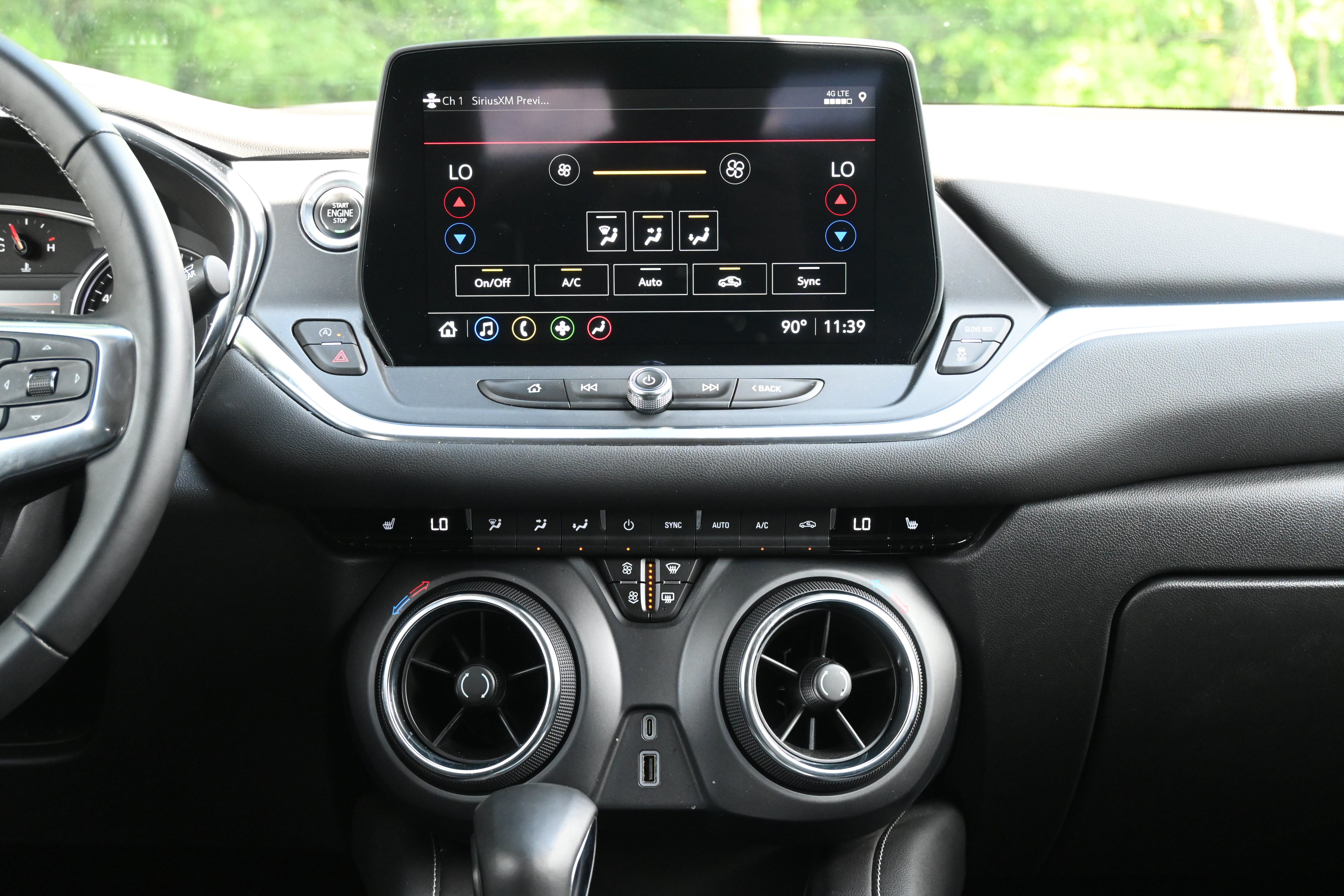 Used 2024 Chevrolet Blazer LT w/ Midnight/Sport Edition FWD image 27