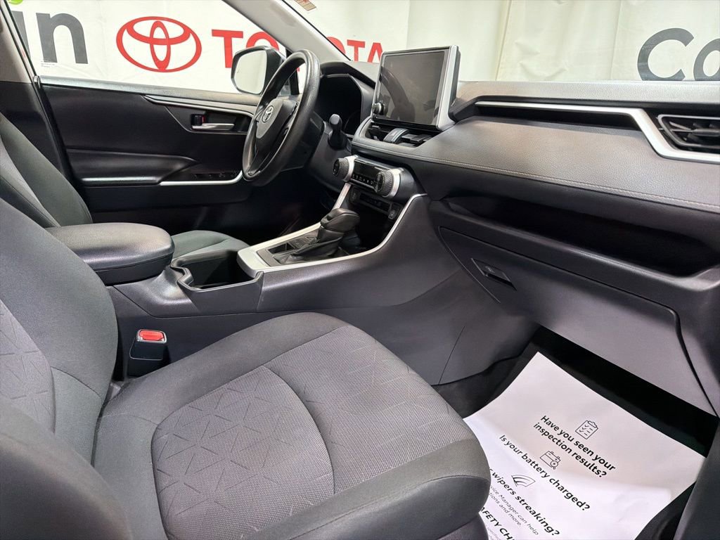 Used 2023 Toyota RAV4 XLE image 11