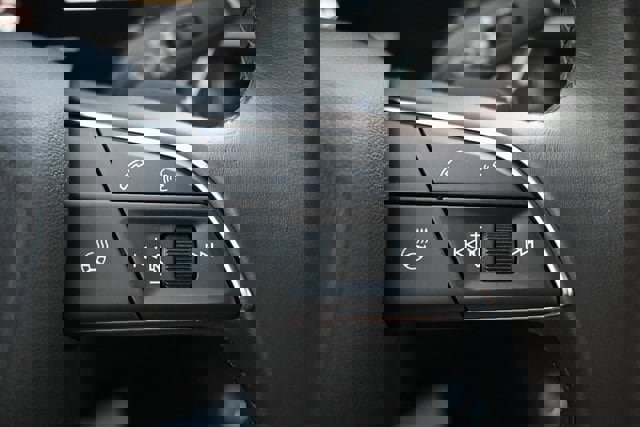 Used 2022 Audi A4 2.0T Premium Plus image 38