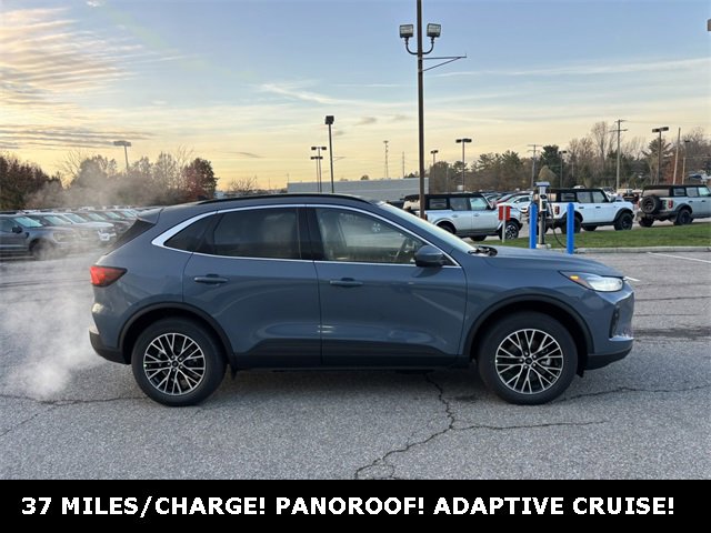 New 2026 Ford Escape SE image 28