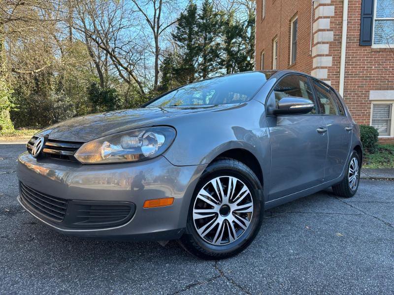 Used 2011 Volkswagen Golf 4-Door image 1