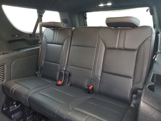 Used 2022 Chevrolet Suburban RST w/ Luxury Package image 30