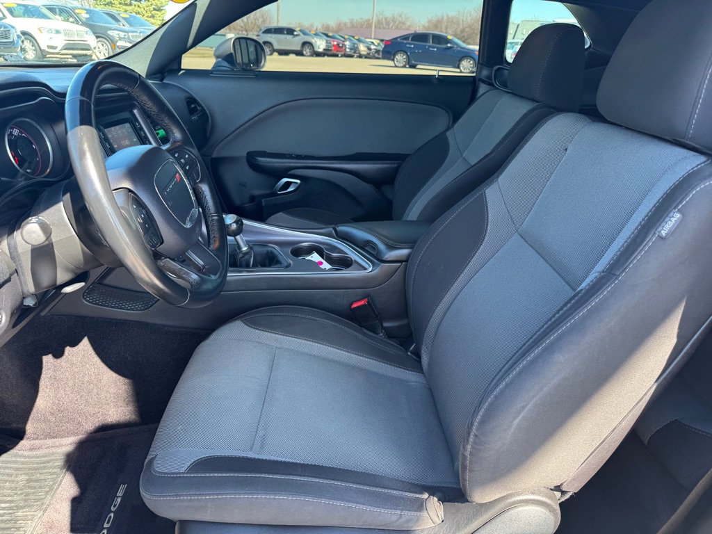 Used 2016 Dodge Challenger R/T w/ Cold Weather Group image 19