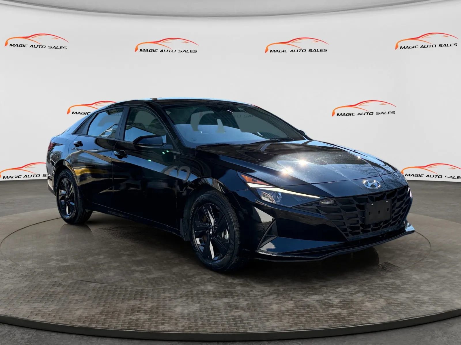 Used 2022 Hyundai Elantra SEL w/ Convenience Package FWD image 5
