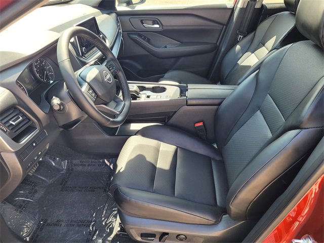 New 2026 Nissan Rogue SV w/ SV Premium Package image 8