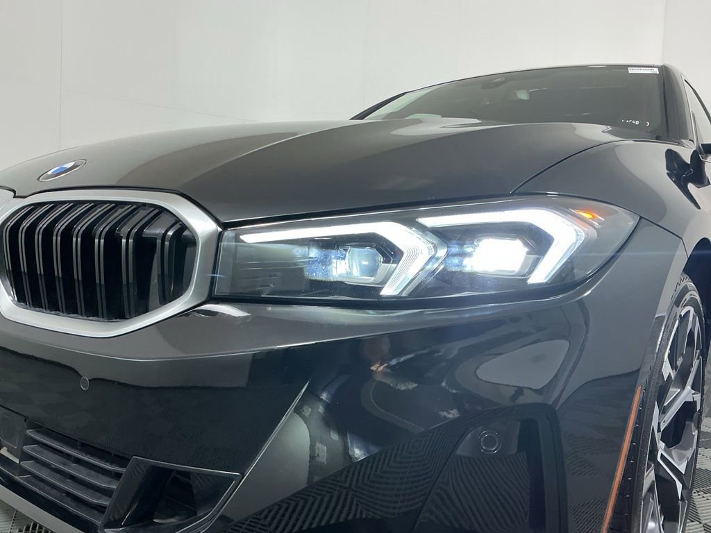 Certified 2025 BMW 330i Sedan w/ M Sport Package RWD image 4