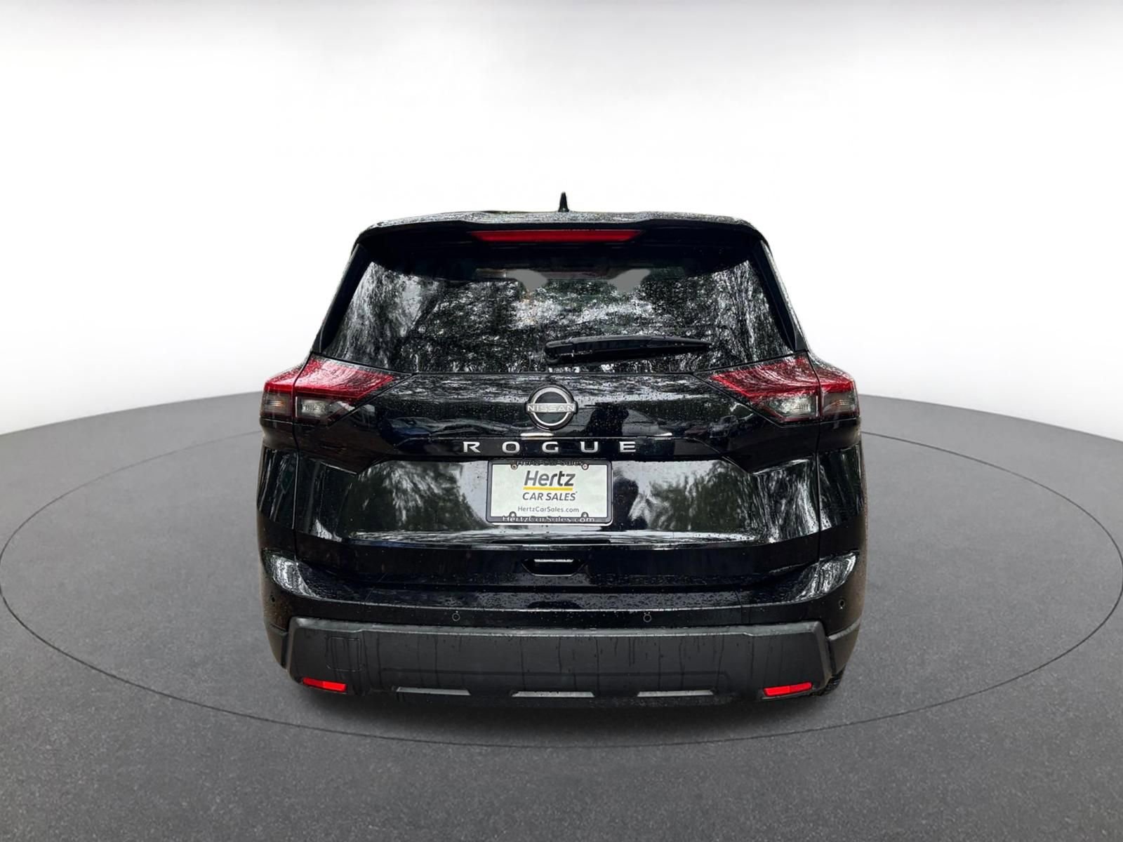 Used 2025 Nissan Rogue SV FWD image 6