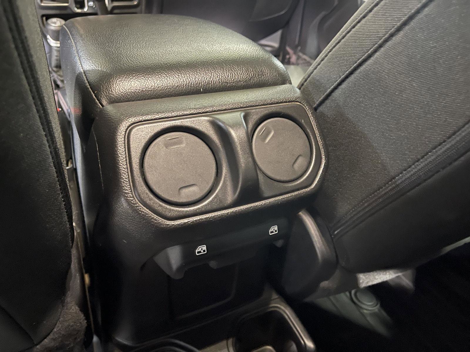 Used 2021 Jeep Wrangler Unlimited Sport image 22