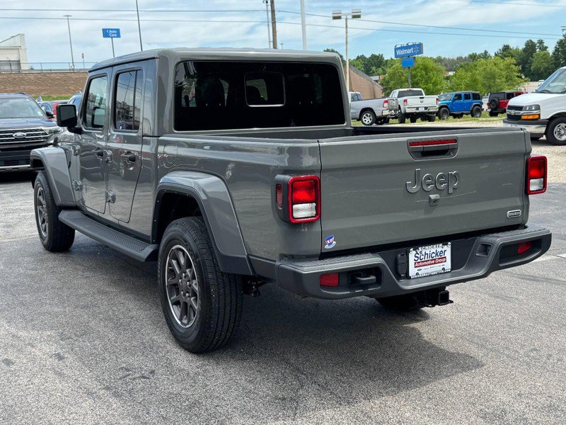 Used 2022 Jeep Gladiator Overland w/ Popular Equipment Package AWD/4WD image 6