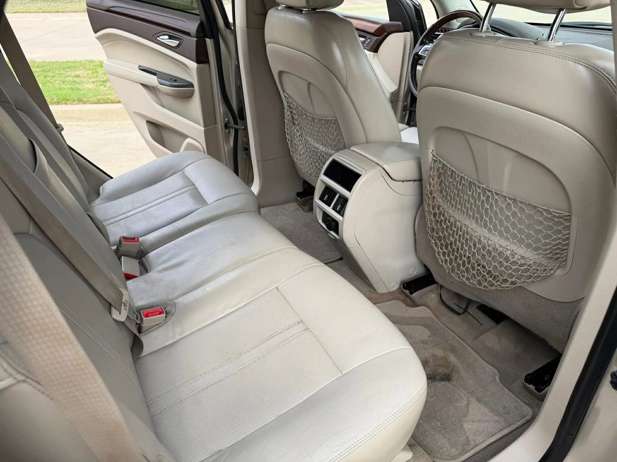 Used 2012 Cadillac SRX Luxury image 15