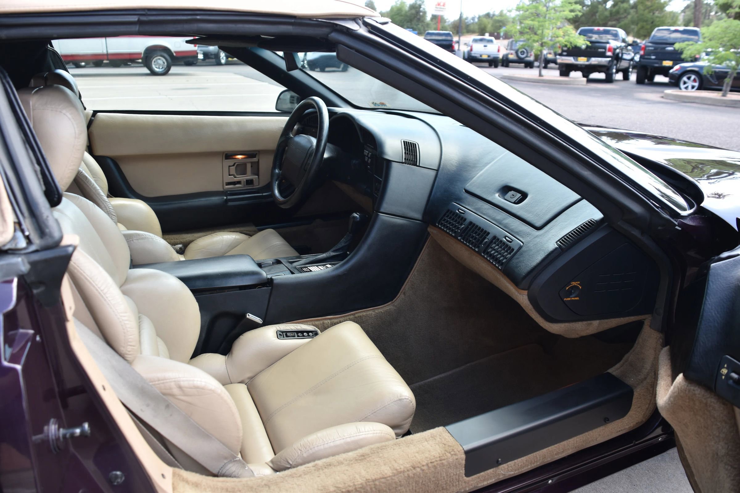 Used 1993 Chevrolet Corvette Convertible image 20