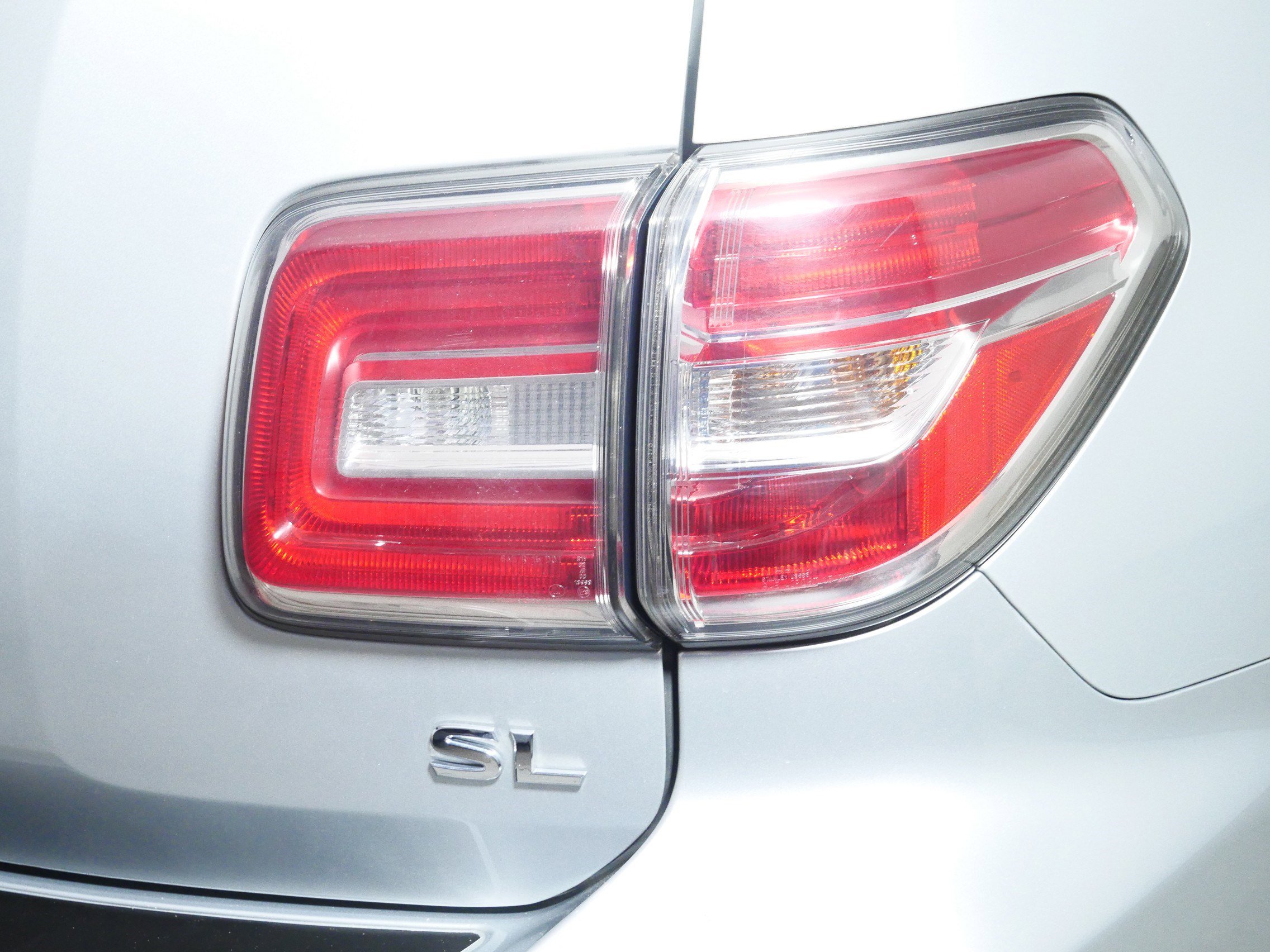 Used 2019 Nissan Armada SL w/ Premium Package image 17