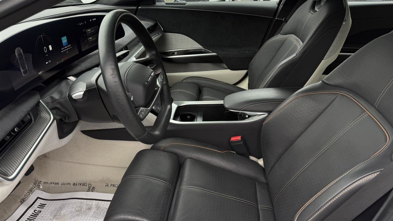 Used 2023 Lucid Air Grand Touring image 13