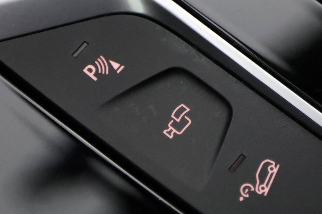 Used 2018 BMW X3 M40i image 26