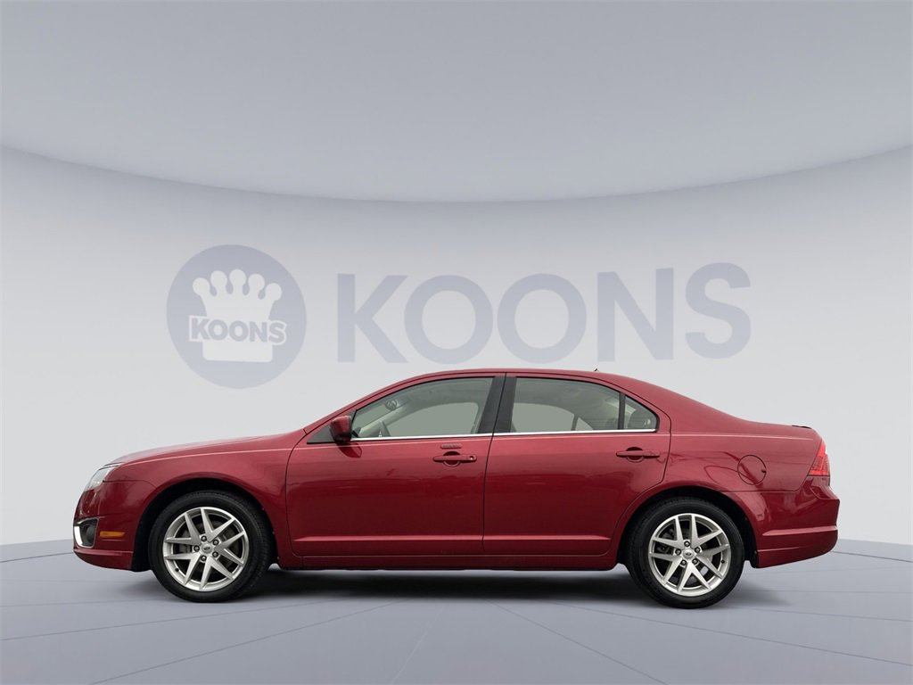 Used 2010 Ford Fusion SEL image 2