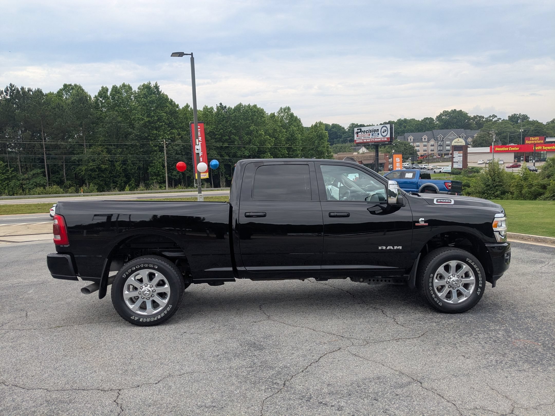 Used 2023 RAM 2500 Laramie AWD/4WD image 4
