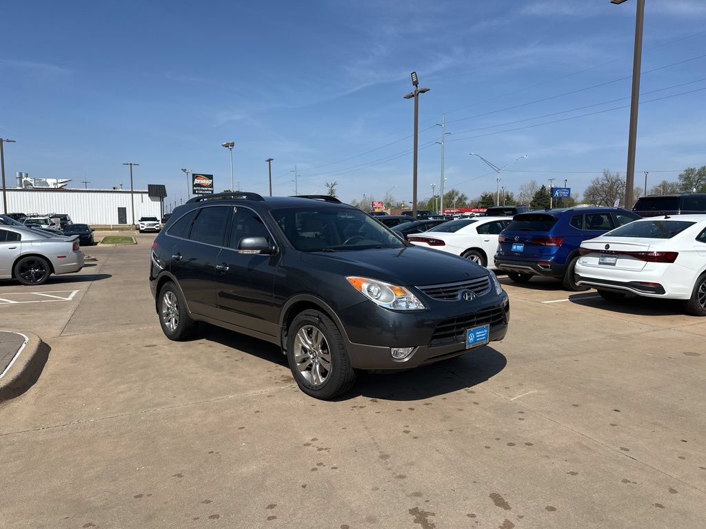 Used 2012 Hyundai Veracruz Limited w/ Navigation Pkg FWD image 3