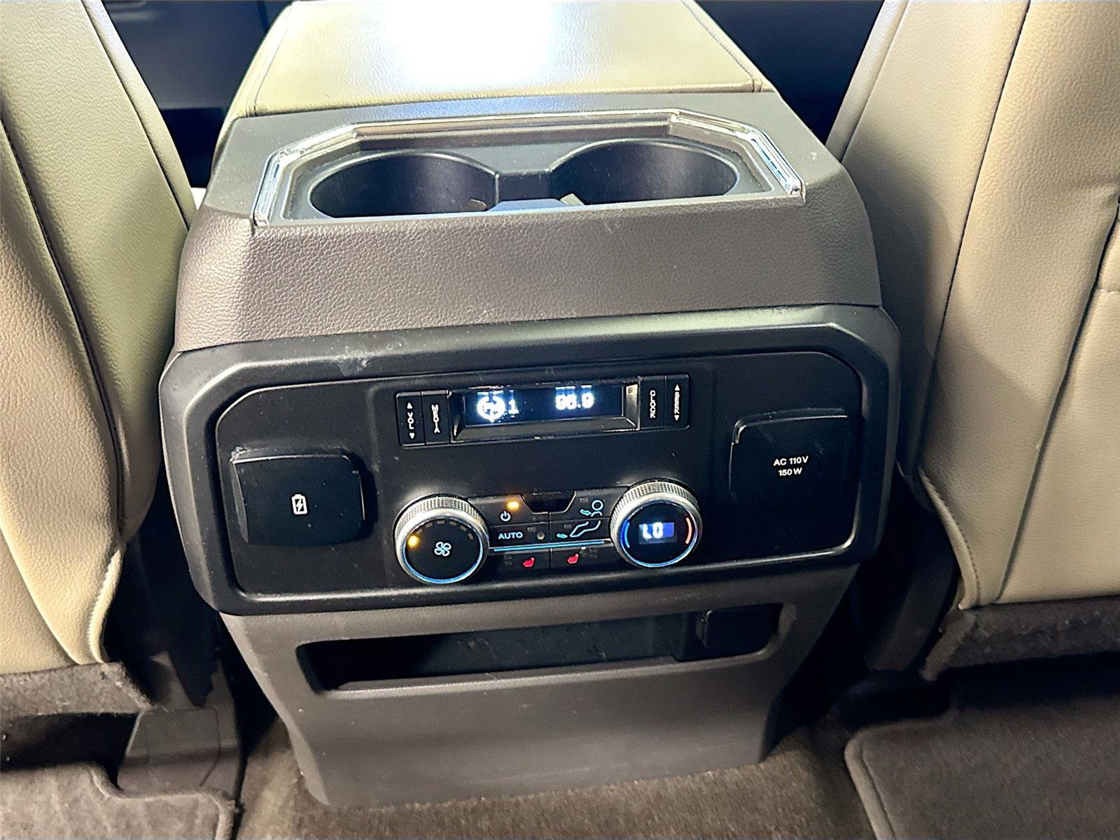 Used 2019 Ford Expedition Limited w/ Equipment Group 302A RWD image 27