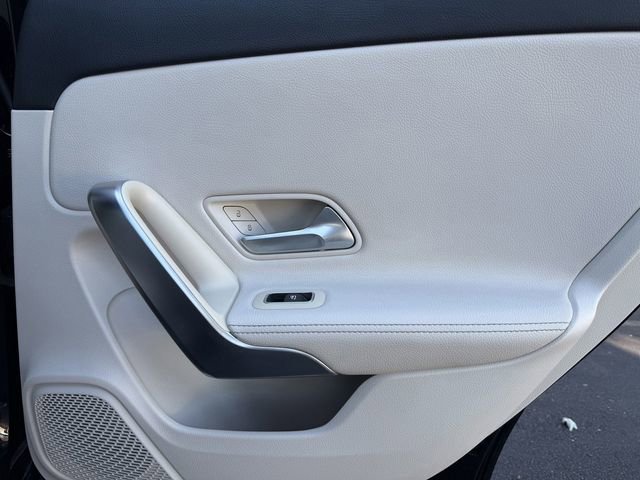 Used 2022 Mercedes-Benz A 220 4MATIC image 30