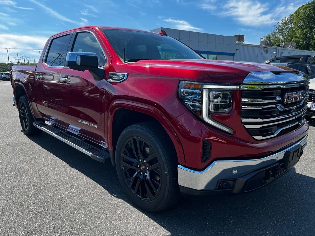 Used 2025 GMC Sierra 1500 SLT w/ SLT Premium Plus Package AWD/4WD image 24