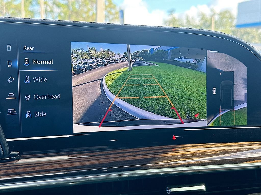 Used 2022 Cadillac Escalade Luxury image 14