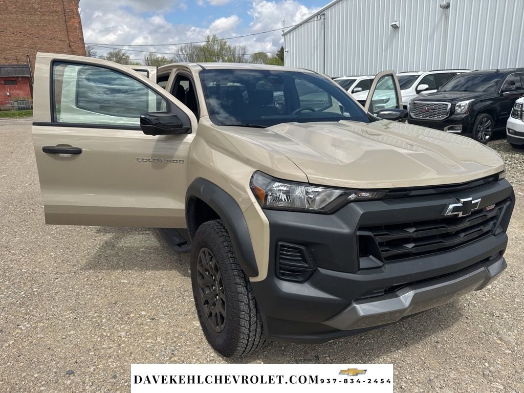 Used 2024 Chevrolet Colorado Trail Boss w/ Technology Package image 42