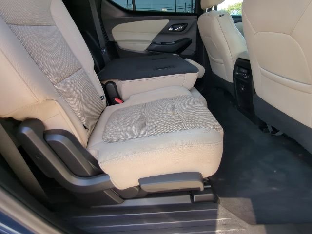 Certified 2023 Chevrolet Traverse LS image 19