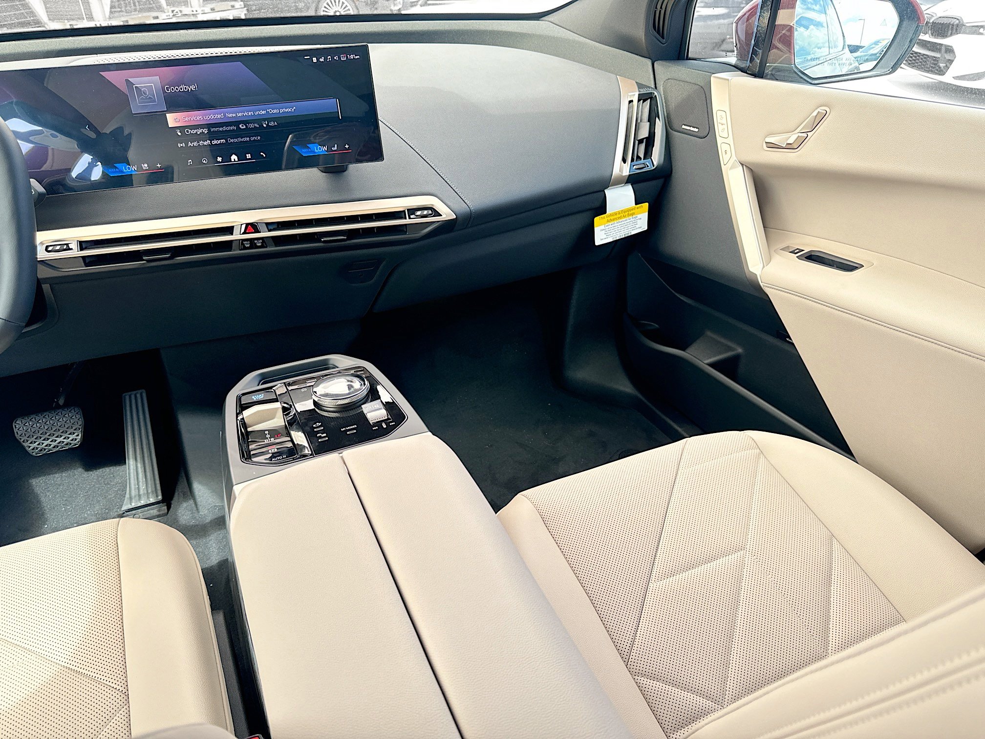 New 2025 BMW iX xDrive50 image 23