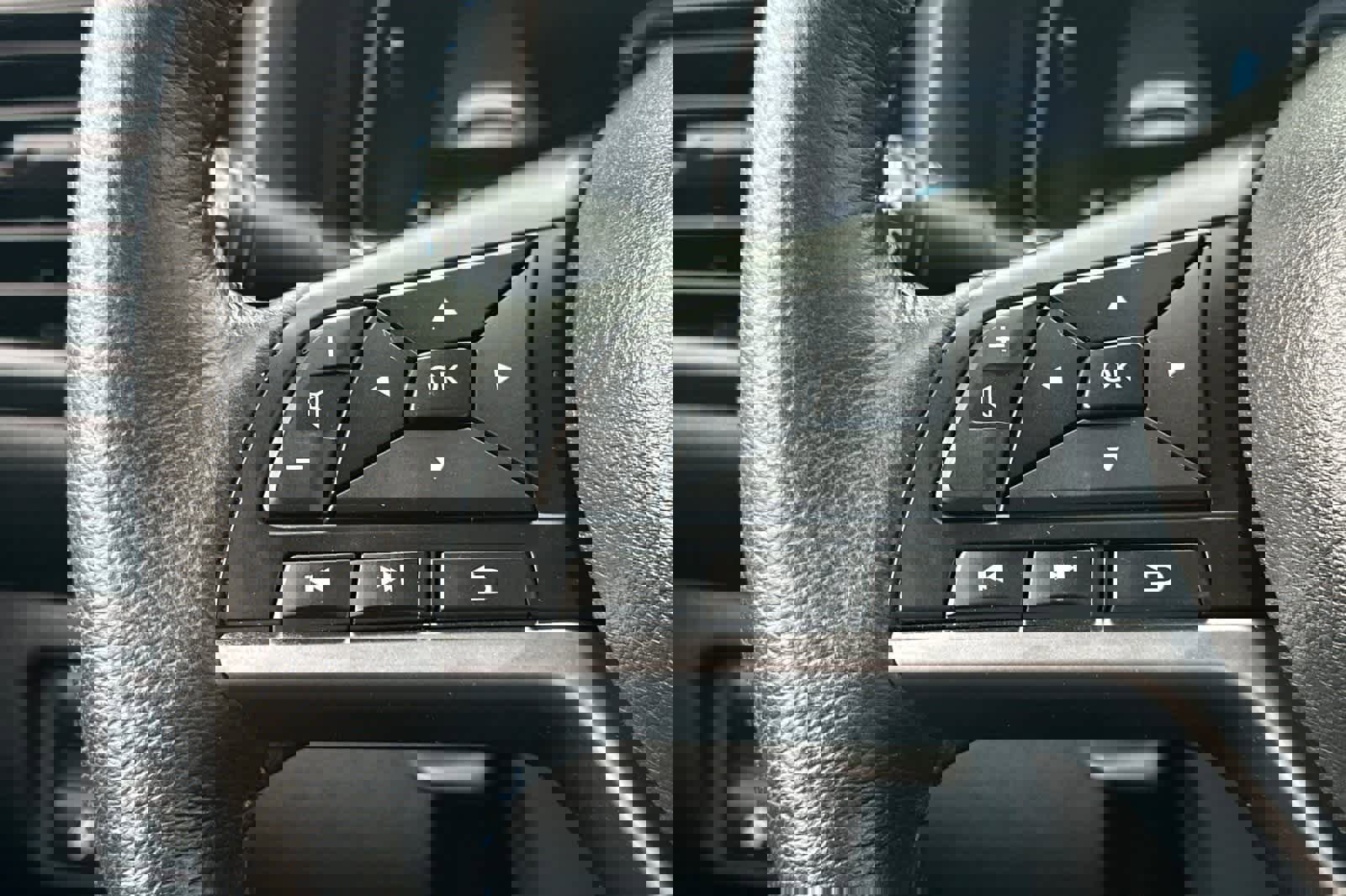 Certified 2024 Nissan Leaf SV Plus image 31