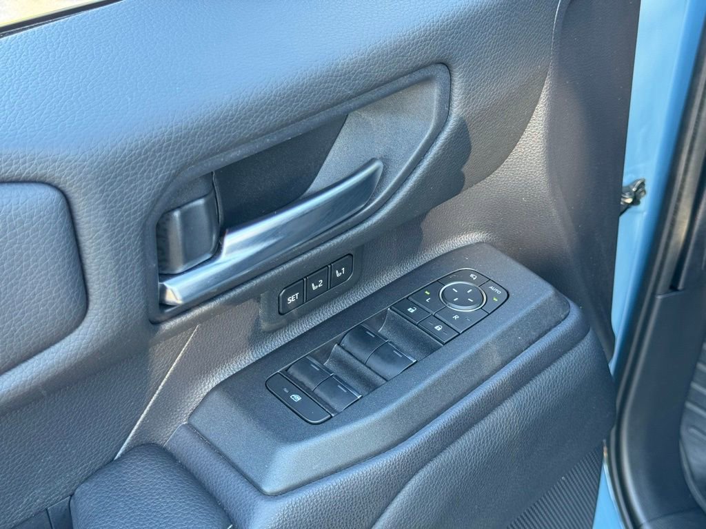 Used 2024 Toyota Land Cruiser image 25