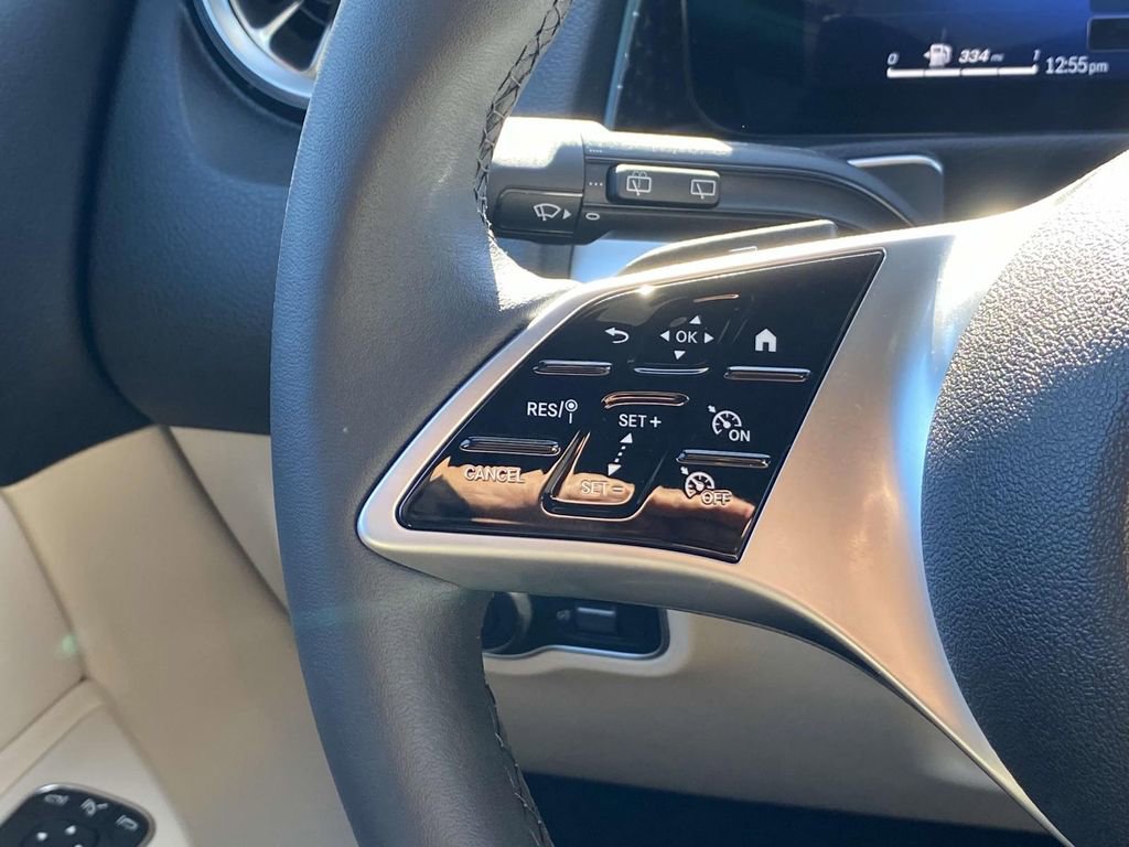 Certified 2025 Mercedes-Benz GLB 250 image 22