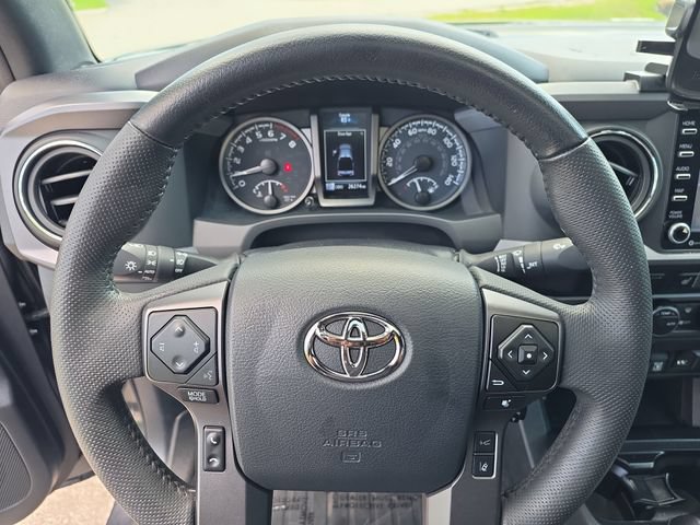 Used 2023 Toyota Tacoma TRD Off-Road w/ TRD Premium Off Road Package AWD/4WD image 22