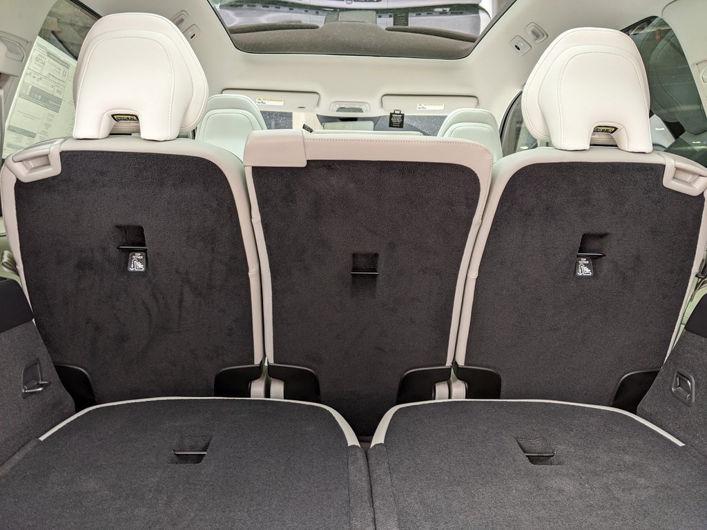 New 2025 Volvo EX90 Plus image 27