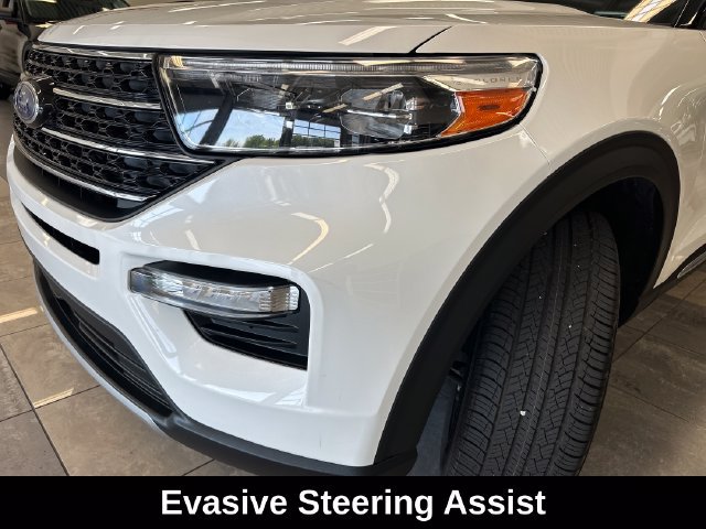 Used 2023 Ford Explorer XLT w/ Equipment Group 202A AWD/4WD image 20