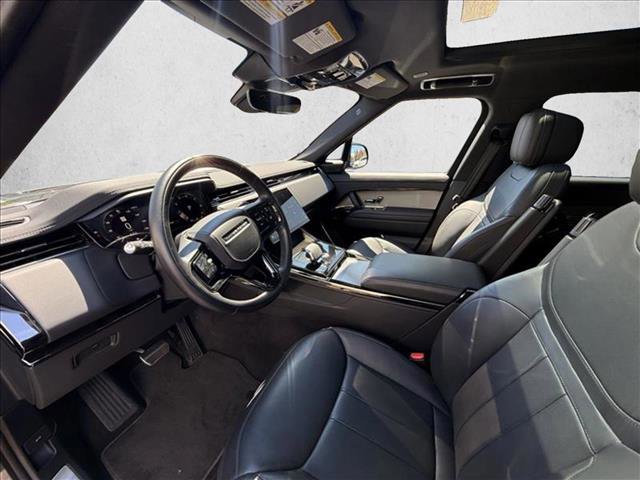 Used 2024 Land Rover Range Rover Sport Dynamic SE image 11
