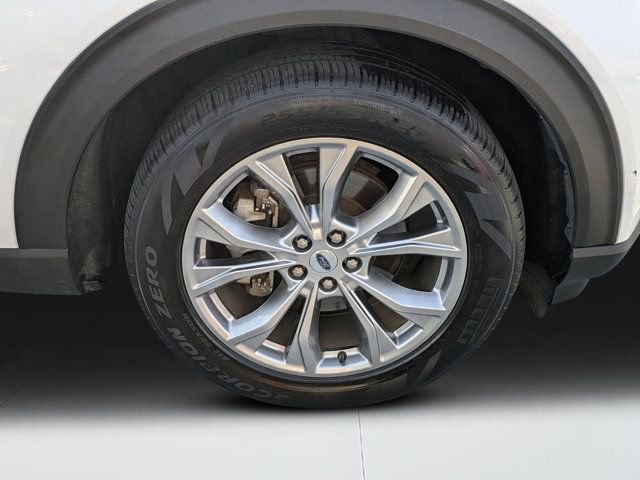 Used 2021 Ford Explorer XLT w/ Equipment Group 202A image 8