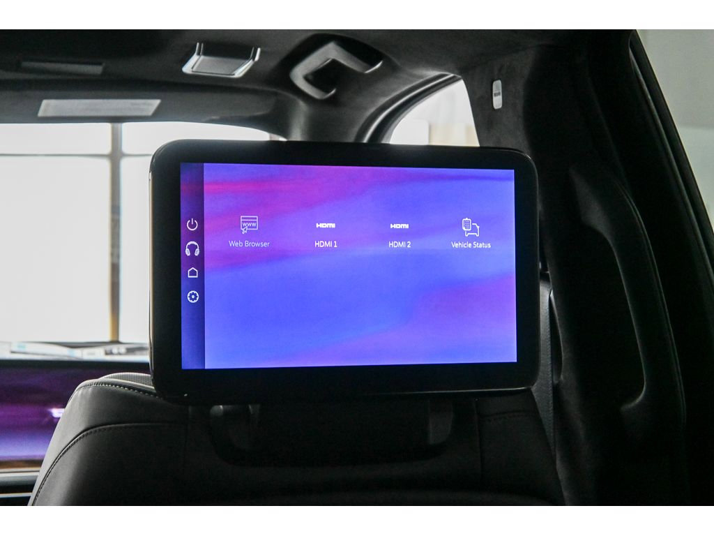 New 2026 Cadillac Escalade ESV Platinum Sport w/ LPO, ONYX Package AWD/4WD image 18